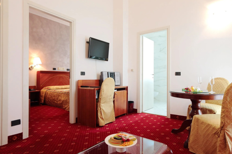 Rechigi Park Hotel