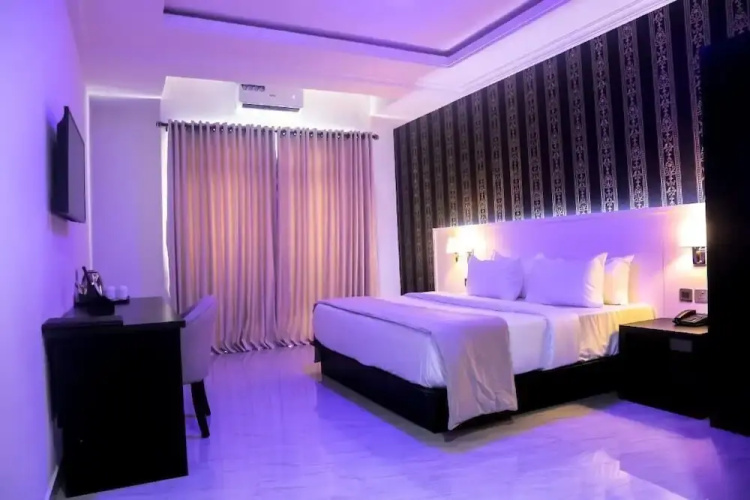 Bon Hotel Ikeja Residence