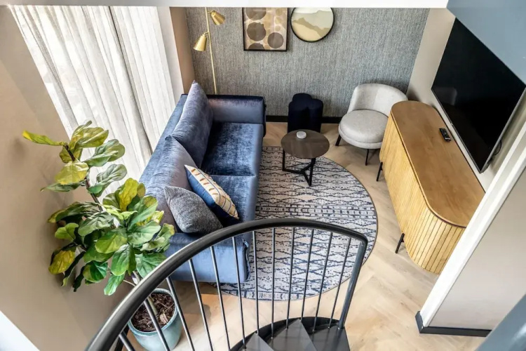 Family Apartment w/ Bunk Beds