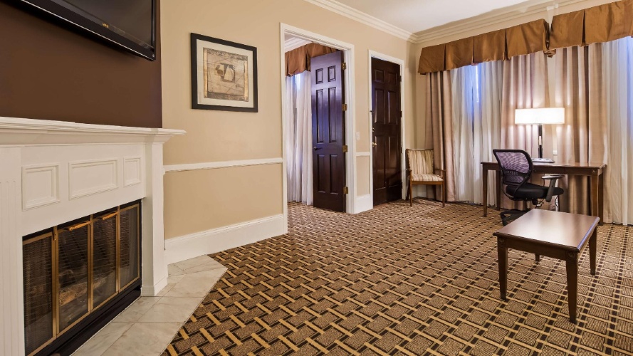 2 Bedrooms Double Suite