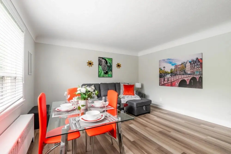 Cozy 1BR Apt With King Bed and Netflix - Near DT Hamilton