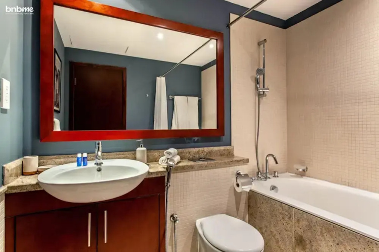 2 Min to Dubai Mall 1 BR