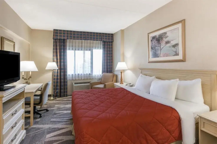 Ramada Yonkers