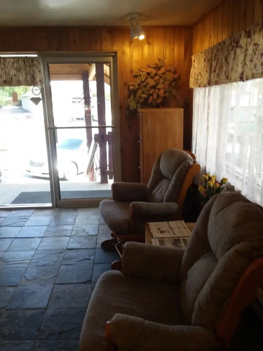 Columbia River Inn