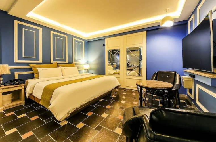 Dubai Hotel