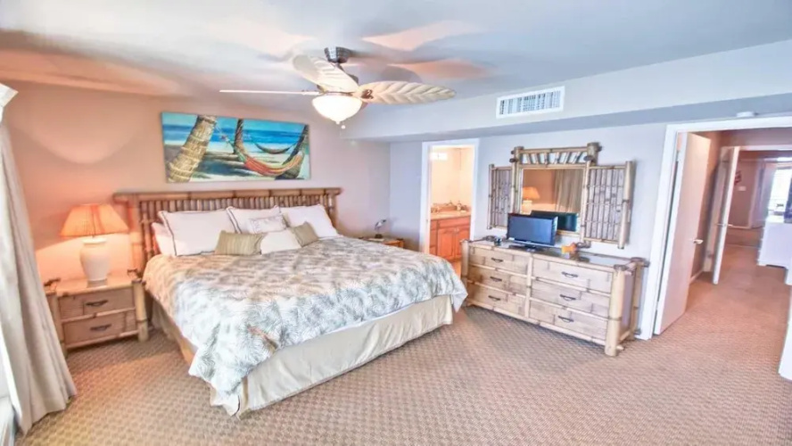 216 - 2 Br Condo
