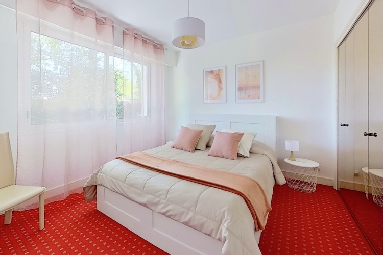 Comfort room