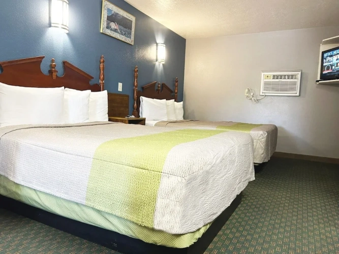 Quadruple Suite