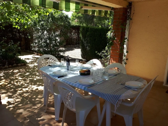 3 Bedrooms Villa