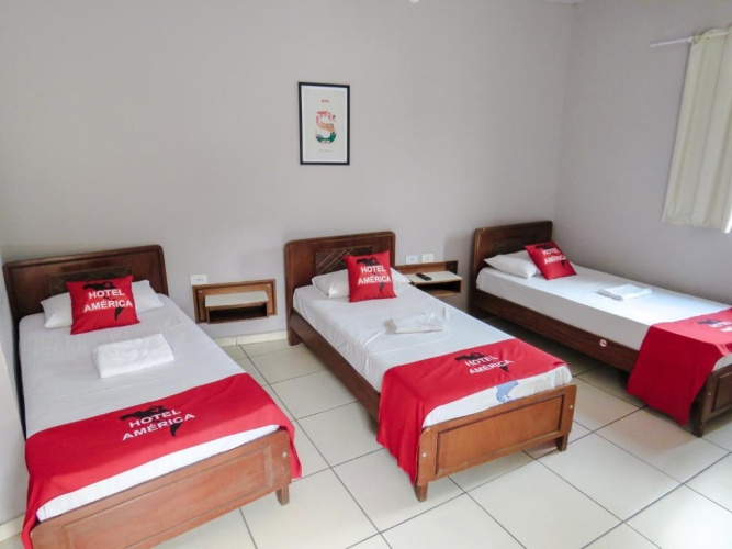 Standard Triple room