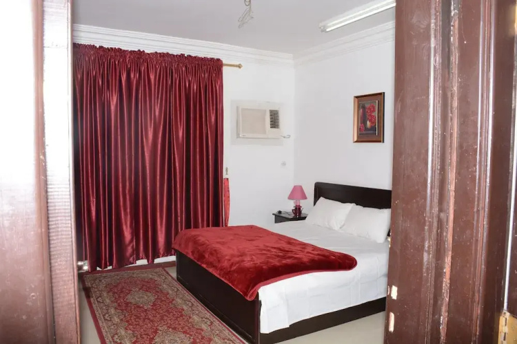 Al Eairy Furnished Apts Al Madinah 6