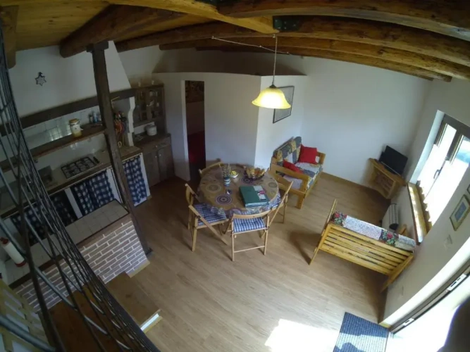 2 Bedrooms Cottage