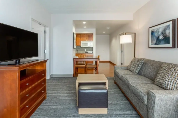 2 Bedrooms Quadruple Suite