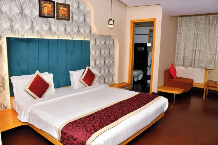 Hotel Blue Heaven