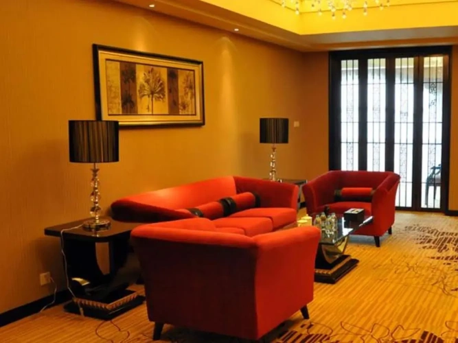 Deluxe Suite