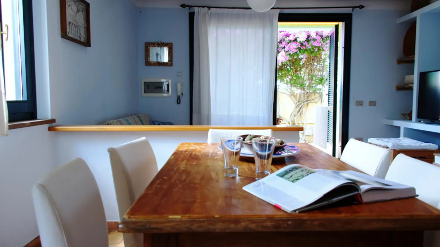 Welcomely - Sardinian Stone House