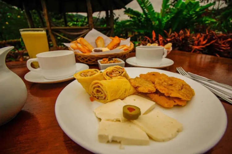 Hosteria Orkidea Lodge