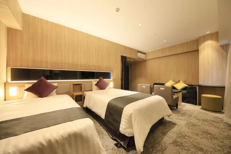 Standard Family room