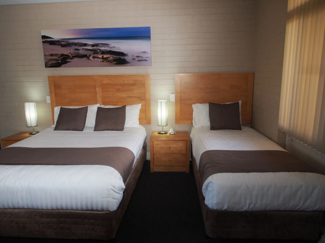 Dongara Hotel Motel