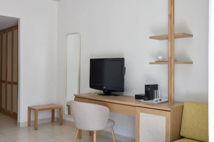 Standard Double room with garden view