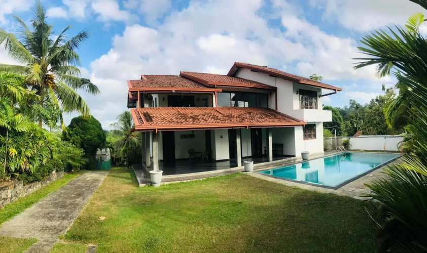 Villa 42