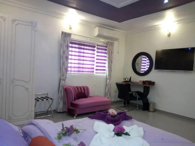 Spa Lavender Suites Hotel