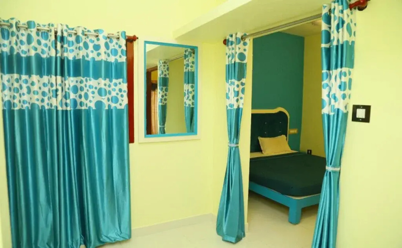 Le Garden Inn