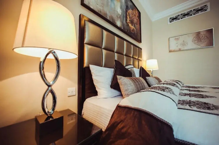 Incredible Stay at Dubai Old Town Souk Al Bahar