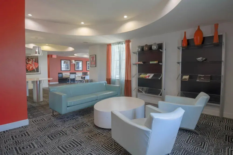 Crashpad Downtown Dallas