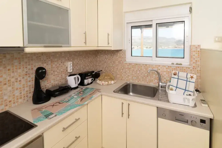 SeaView Flat Near the Beach