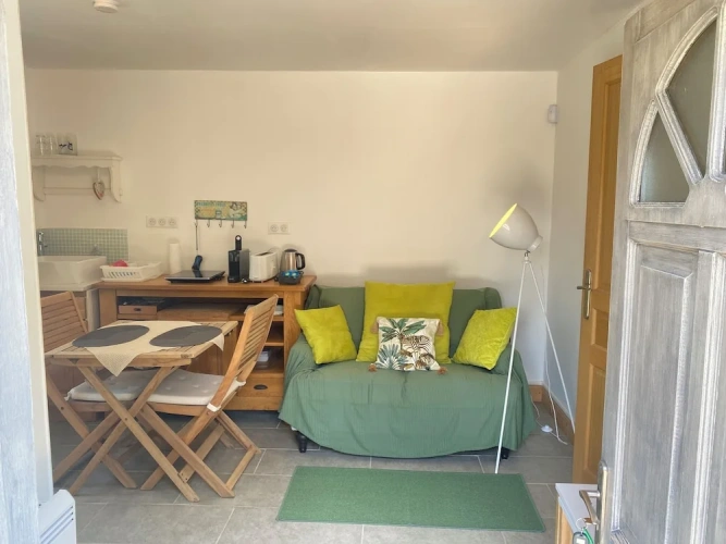 Standard Cottage