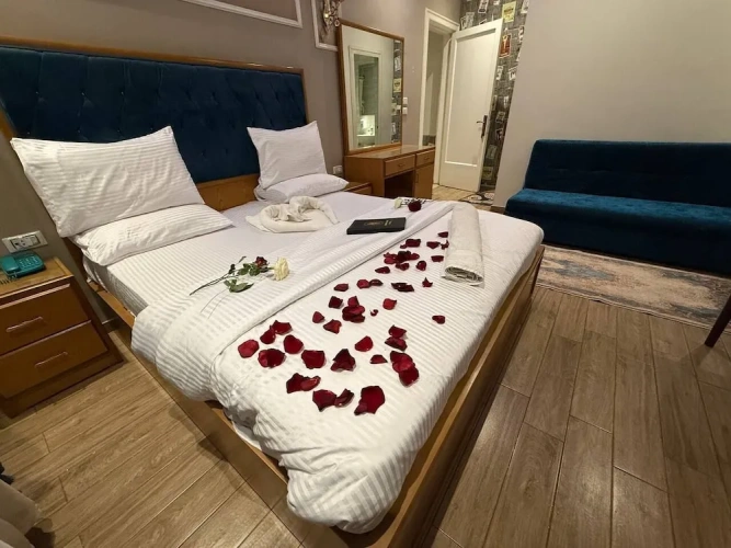 Deluxe Double room with city view