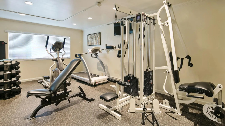 Best Western Plus Garden Court Inn photo 24