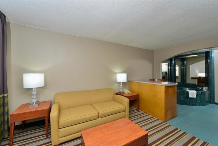 1 Bedroom Double Suite