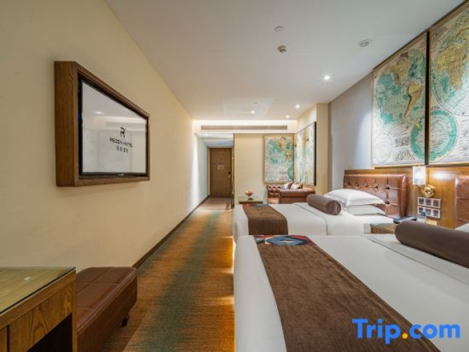 Standard Double Family room with view