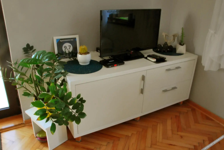 Cozy chic apartment with mini garden
