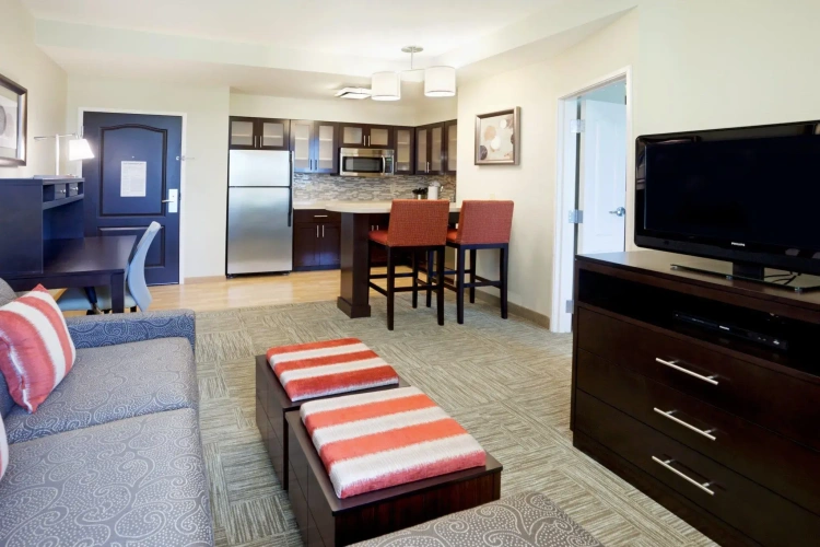 1 Bedroom Quadruple Suite