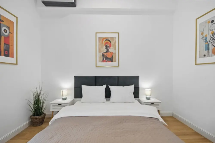 Victoriei Luxury