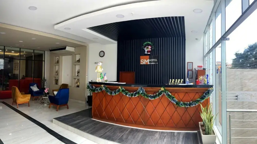 Sm Hotel Plus