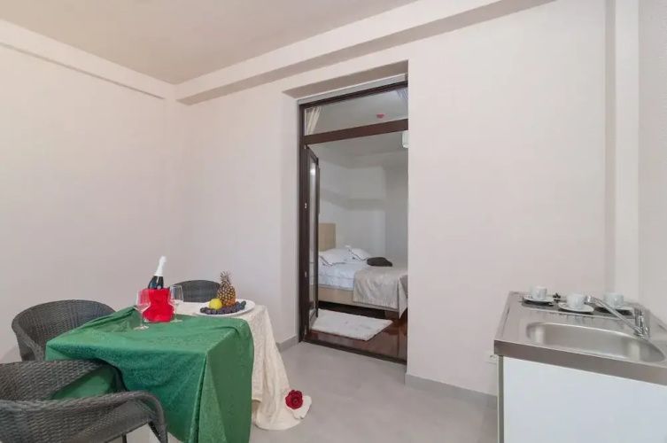 Luxury Rooms near Beach 3