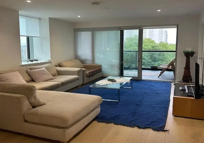 Stunning 2-bedroom Flat With Park View