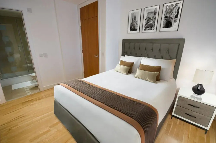 Georges Street Suite
