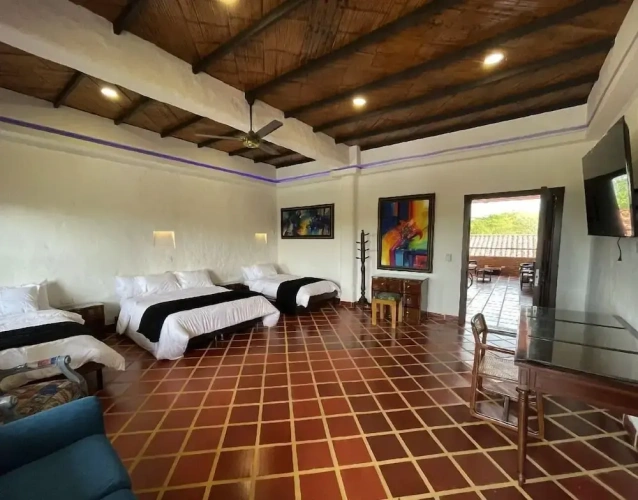 Standard Sextuple room