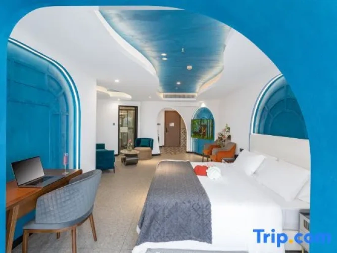 Standard Double room with river view