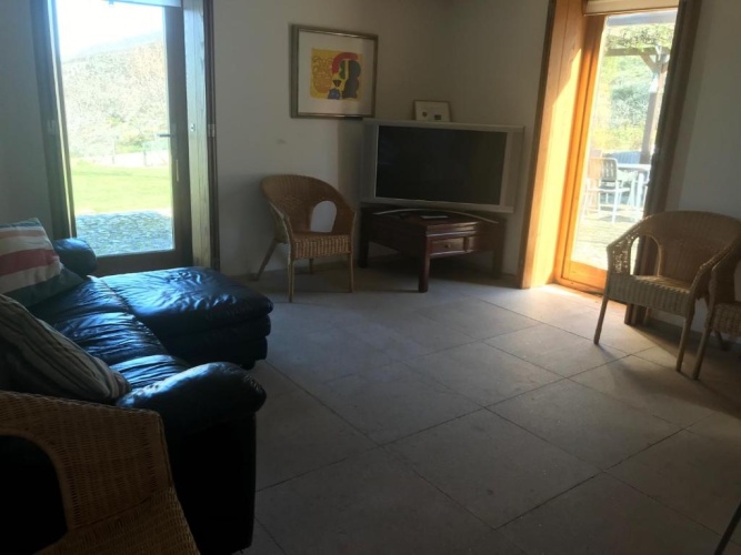 2 Bedrooms Villa