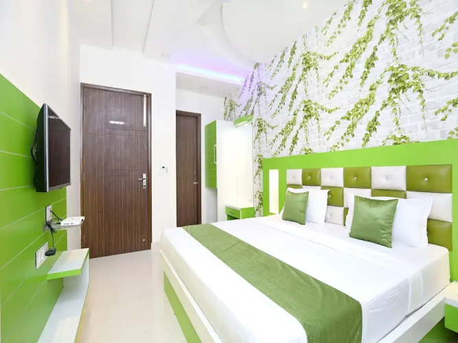 OYO 16341 Hotel C7