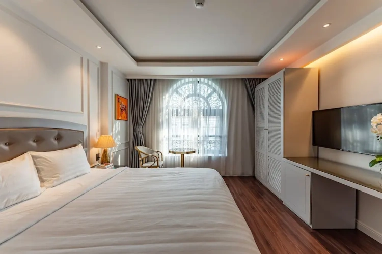 Superior room
