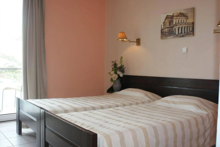 Aegli Hotel