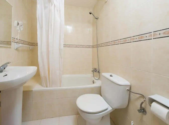 Standard Triple room with balcony