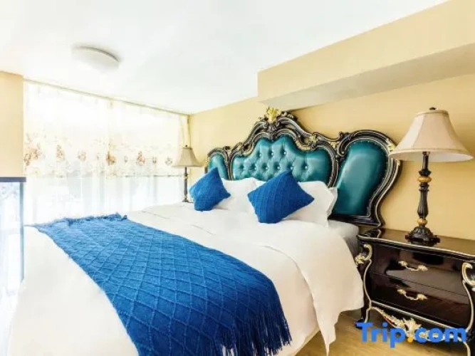 1 Bedroom Duplex Suite with sea view